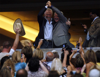 Jerry Jones Dancing with former Cowboys head coach Jimmy Johnson